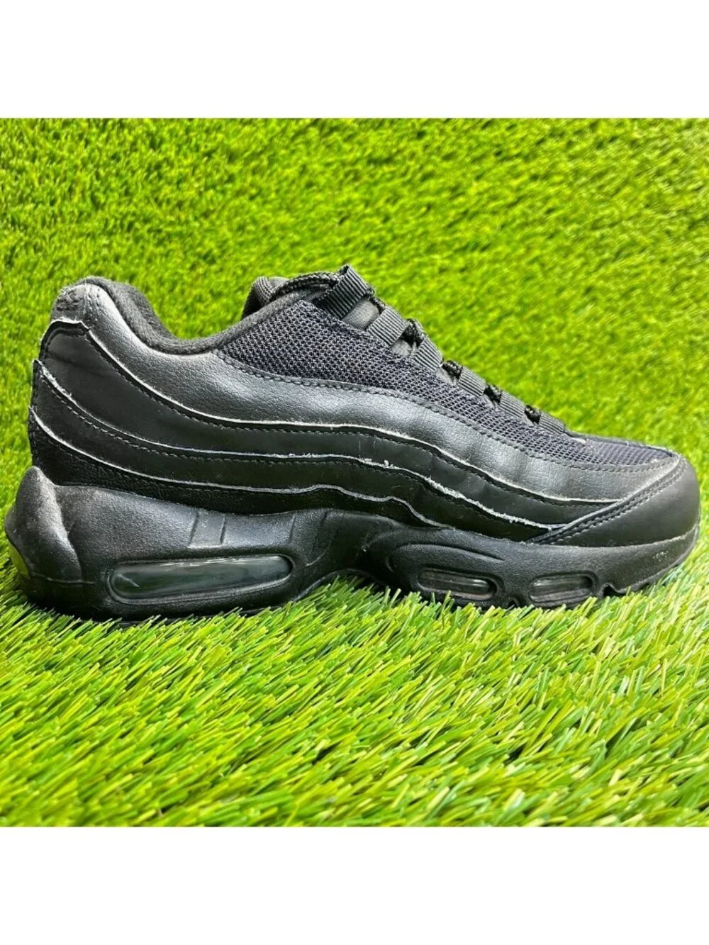 Nike please review